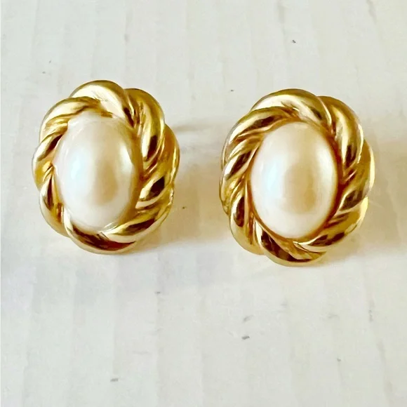 Earrings Kenneth Jay Lane Classic Pearl Gold Plated - Picture 2 of 5